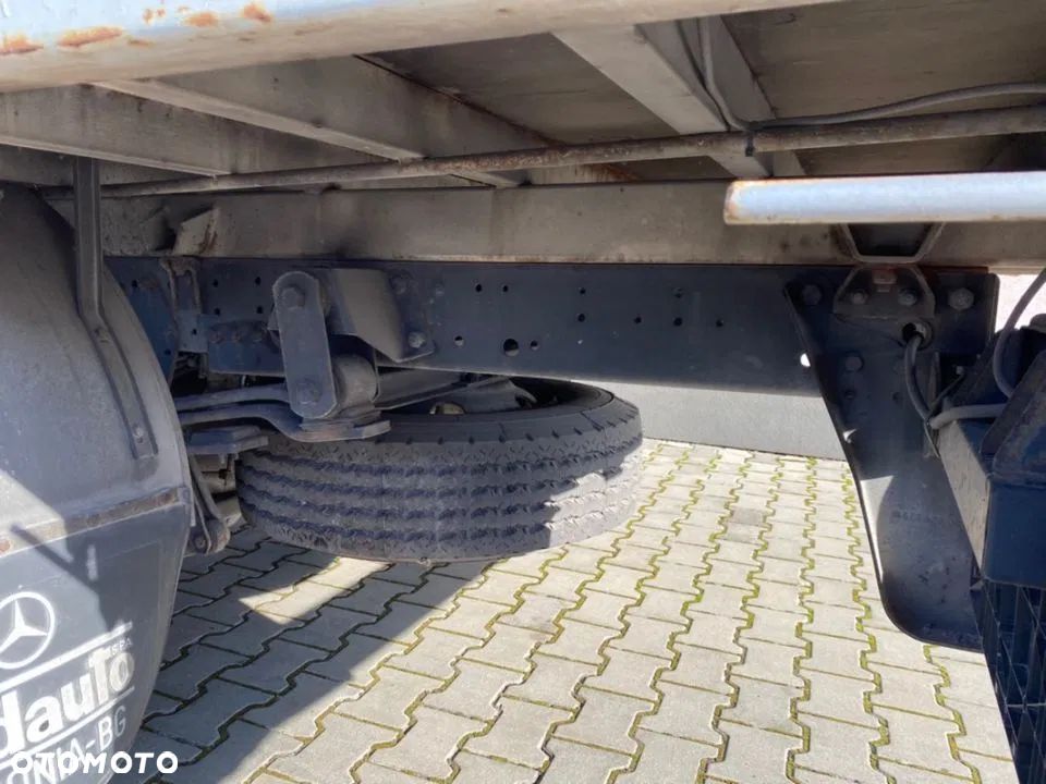 Mercedes-Benz 814 D - 31