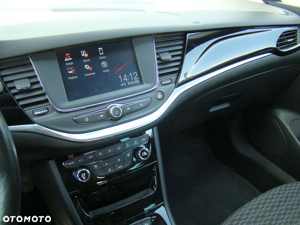 Opel Astra 1.4 Turbo Dynamic - 25