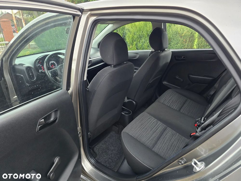 Kia Picanto 1.0 L - 11