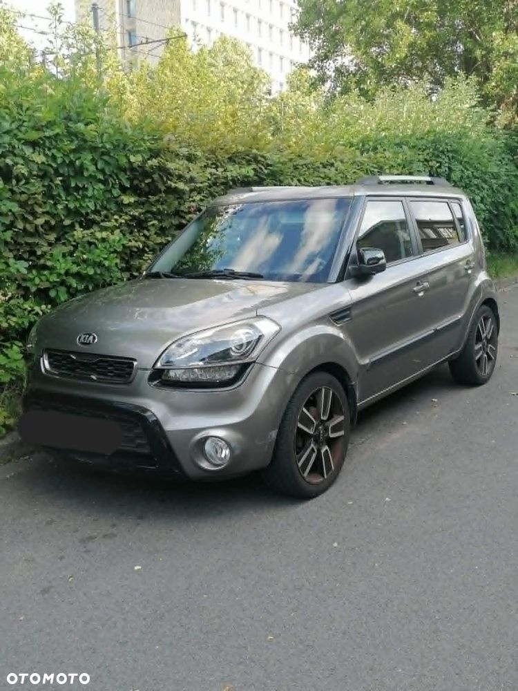 Kia Soul 1.6 CRDI L - 1