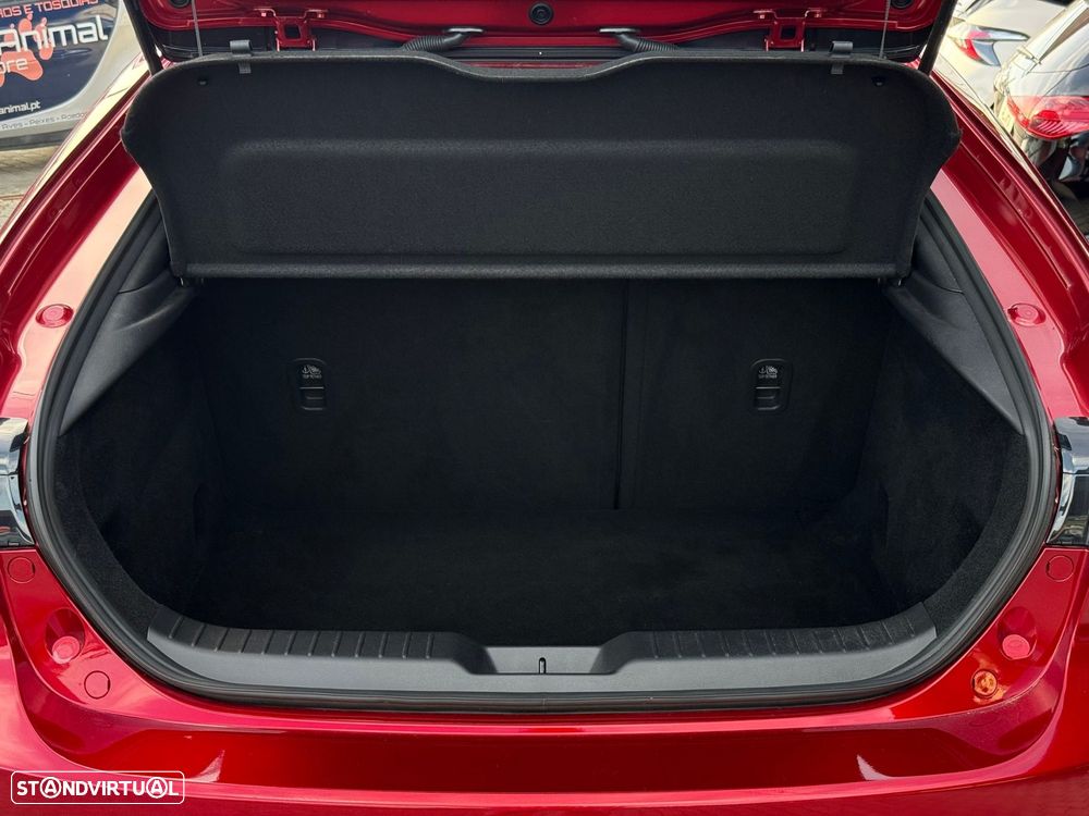 Mazda 3 Hatchback 2.0 e-Skyactiv-X Takumi - 24