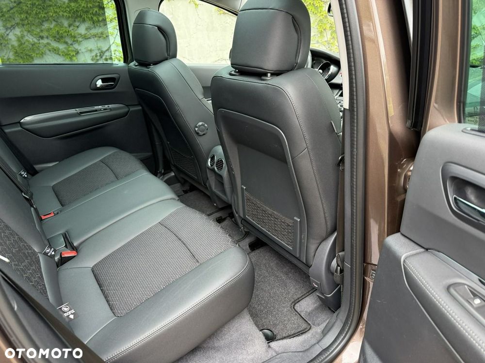 Peugeot 3008 2.0 HDi Allure - 16
