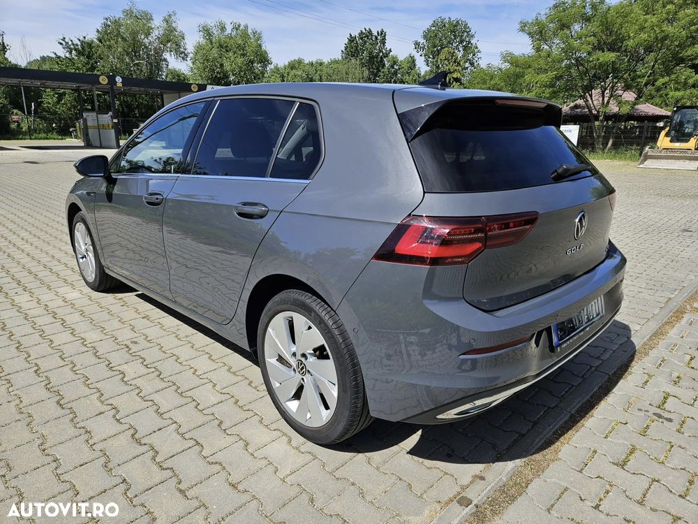 VOLKSWAGEN Golf 2022 — imagine 12