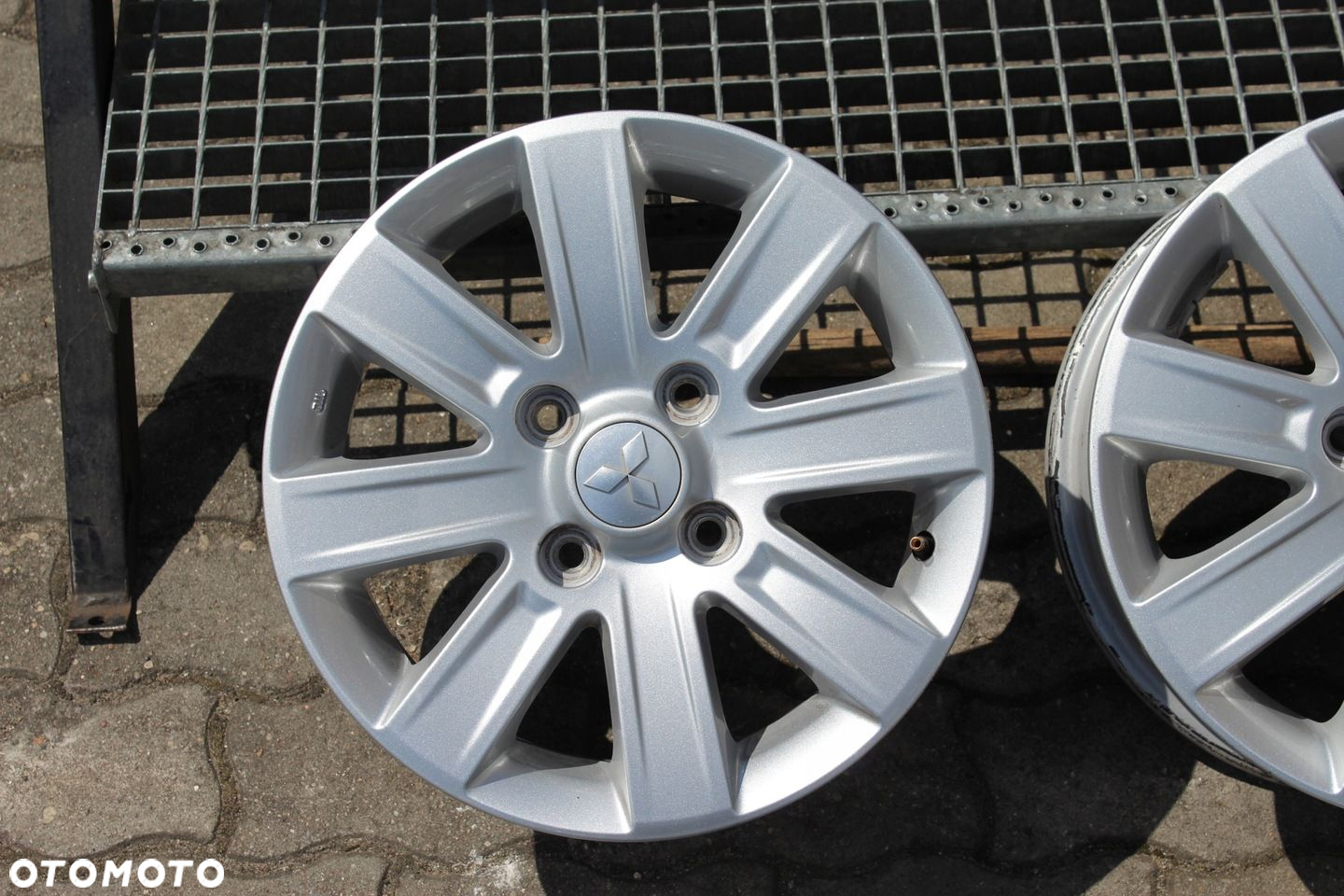ORYG MITSUBISHI COLT 15cali 4x114,3 ET46 6J - 3