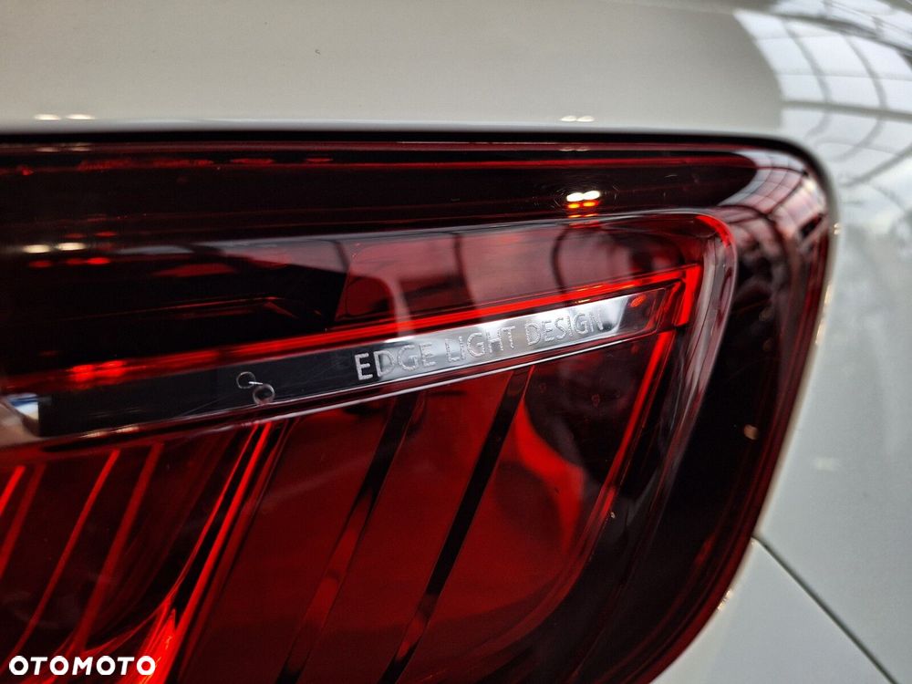 Renault Megane 1.5 Blue dCi Business - 12