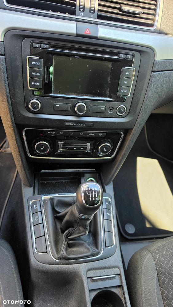 Skoda Superb 1.8 TSI Ambition - 29