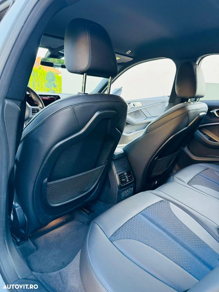 BMW Seria 2 218d xDrive AT - 24