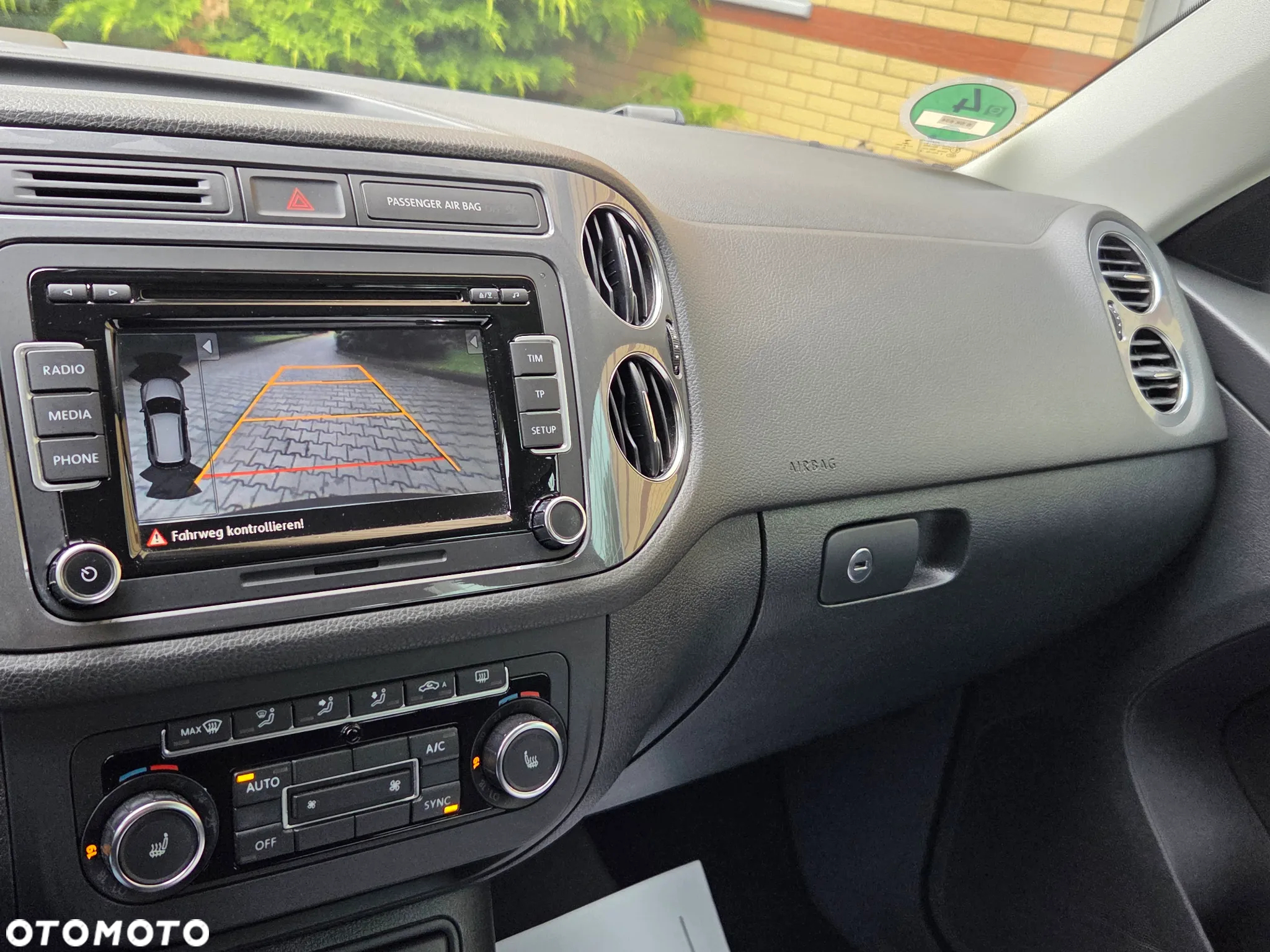 Volkswagen Tiguan 1.4 TSI BlueMotion Technology Exclusive - 25