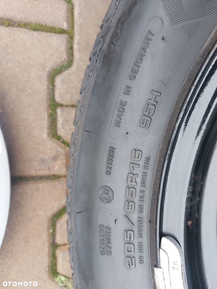 TOYOTA AURIS COROLLA FELGI STALOWE R16 6.5J ET45 5X114.3 OPONY ZIMOWE 205/65 R16 GOODYEAR ULTRAGRIP 8 DOT22 KOŁPAKI - 12