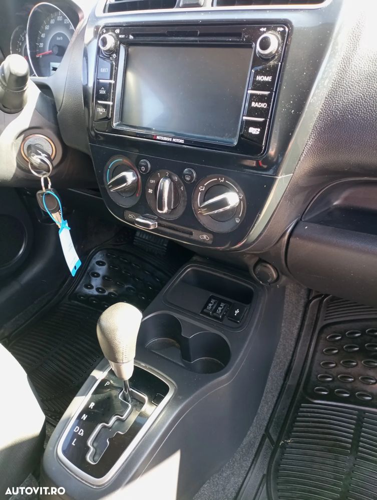 Mitsubishi Space Star 1.2 Clear Tec CVT Active+ - 8