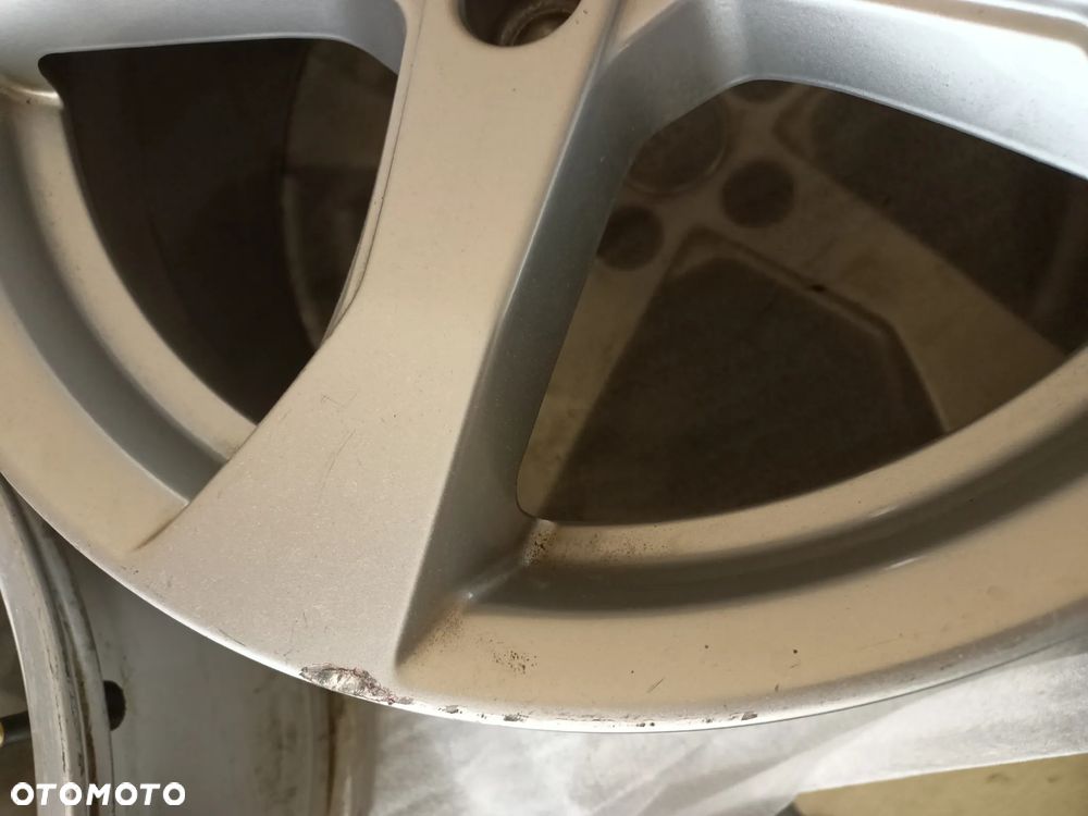 Felgi alufelgi Audi A3 7,5Jx17 ET 51 8V0601025CT - 2