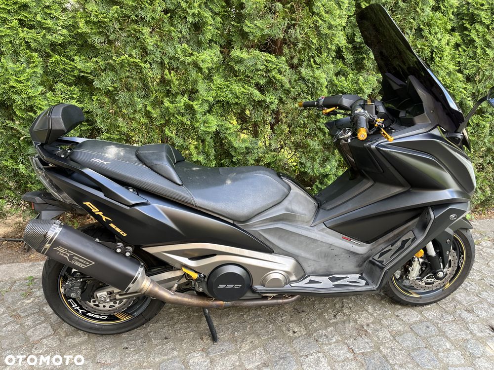 Kymco AK 550 - 10