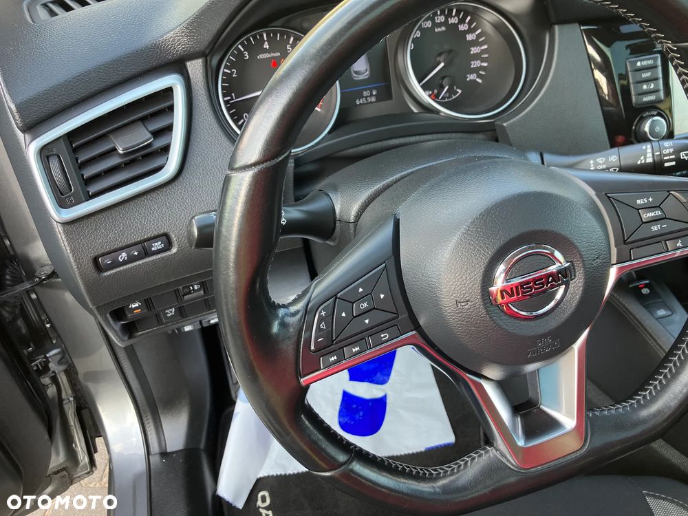 Nissan Qashqai 1.3 DIG-T N-Connecta EU6d - 23