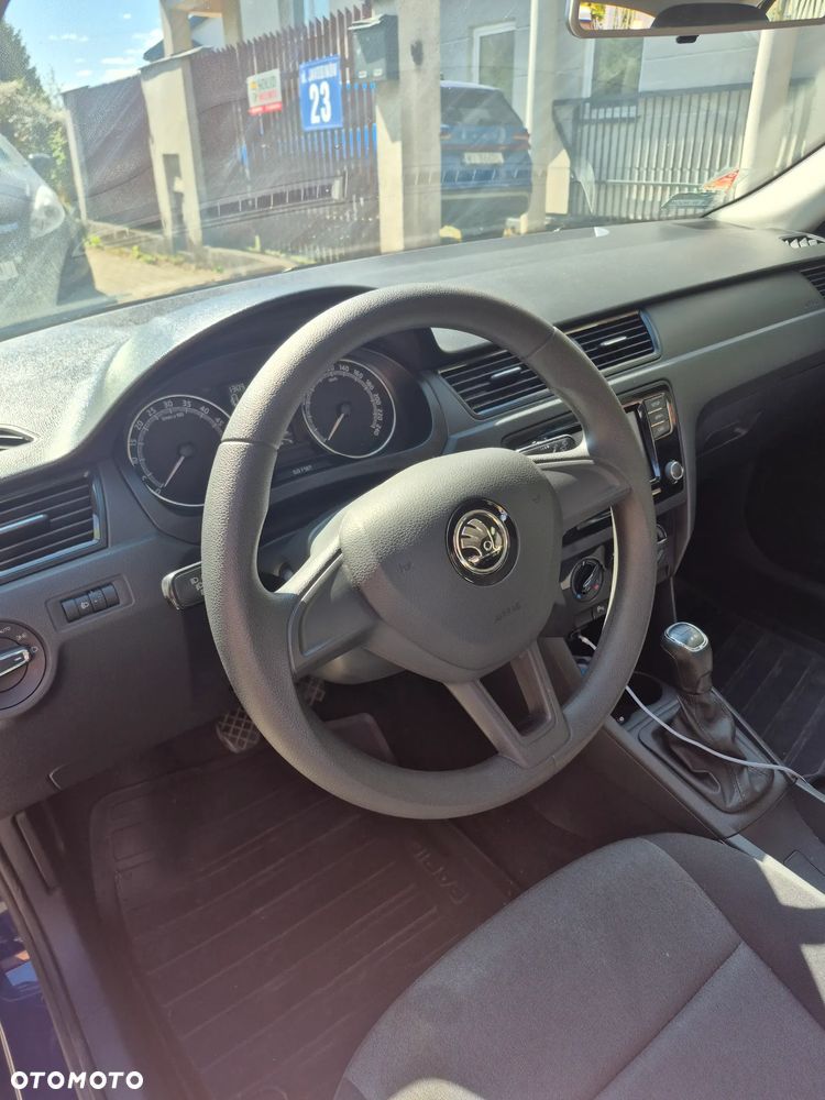 Skoda RAPID 1.6 TDI DPF Active - 4