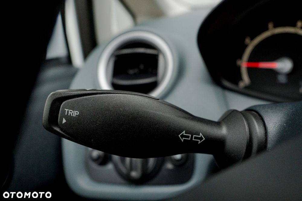 Ford Fiesta 1.4 Trend - 17