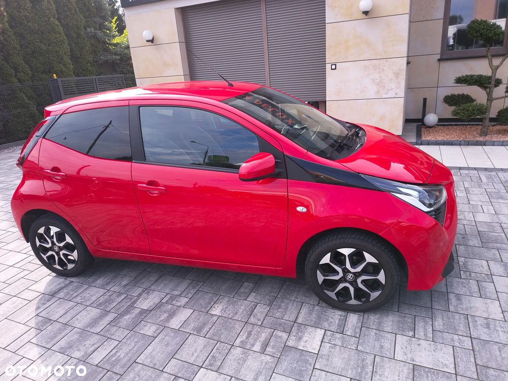 Toyota Aygo x.shift x-play connect - 3