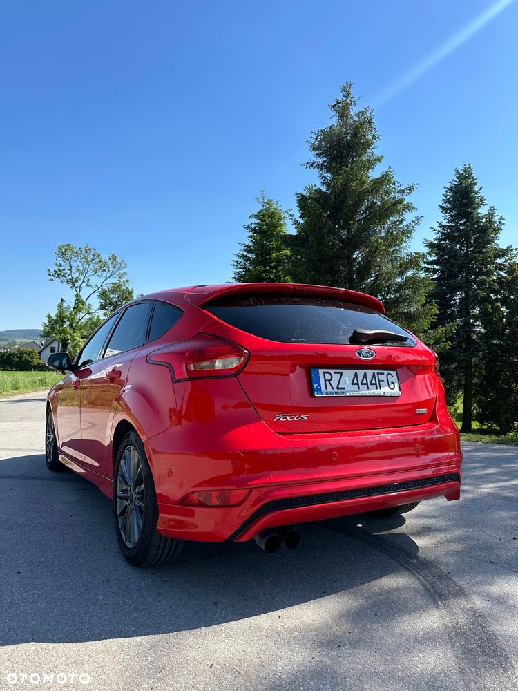 Ford Focus 1.0 EcoBoost ST-Line - 3