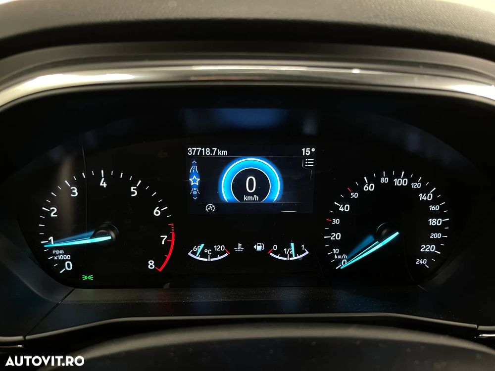 Ford Focus 1.0 EcoBoost Titanium - 27