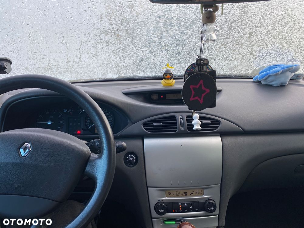 Renault Laguna 1.8 Expression - 8