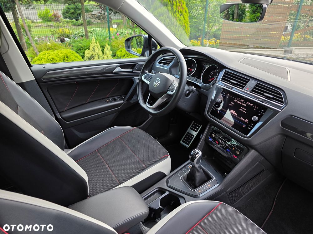 Volkswagen Tiguan 2.0 TDI SCR Urban Sport - 30