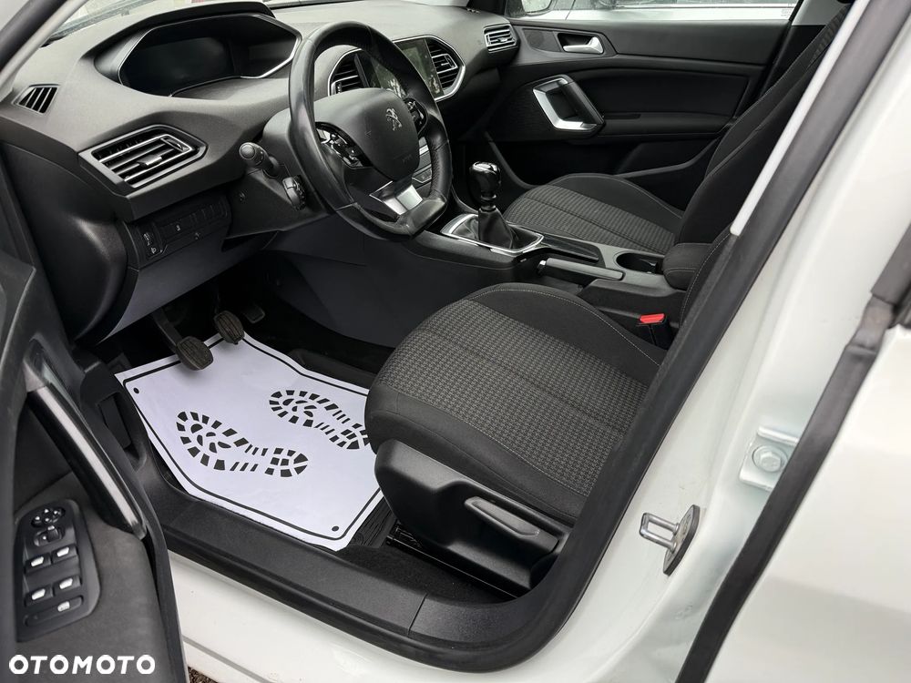 Peugeot 308 1.5 BlueHDi Active Pack Business S&S - 14