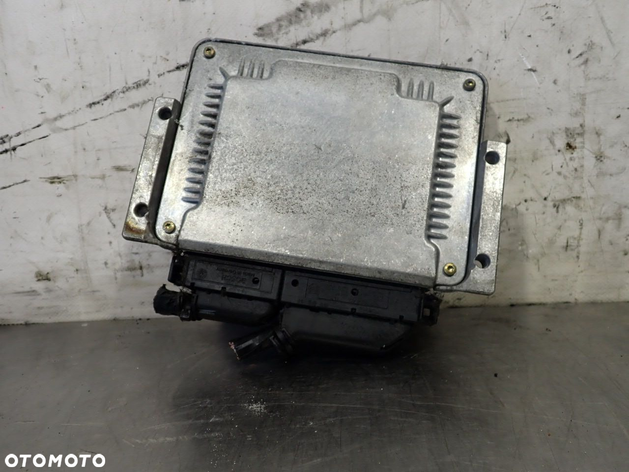 KOMPUTER SILNIKA FIAT PUNTO II 1.9 4682576   0281001955 - 6