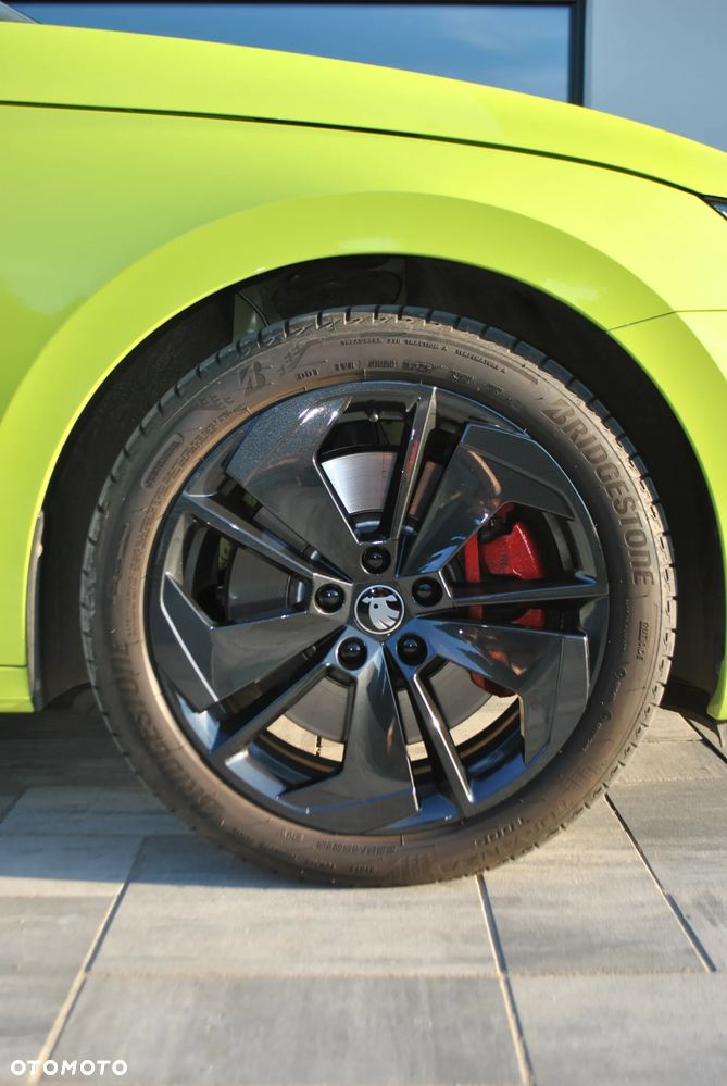 Skoda Octavia 2.0 TSI RS DSG - 23