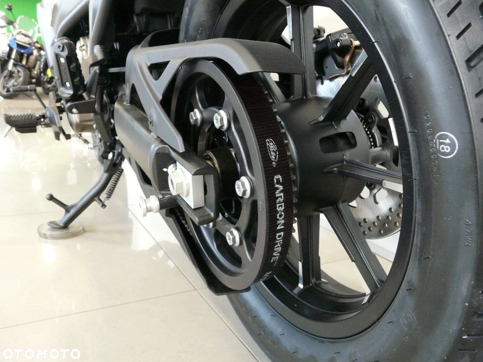 QJMOTOR SRV 700 - 19