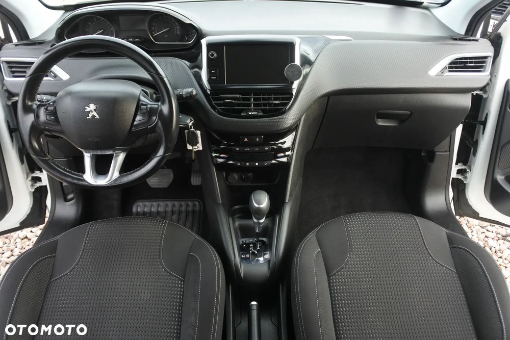 Peugeot 208 PureTech 110 Stop & Start EAT6 Allure - 15