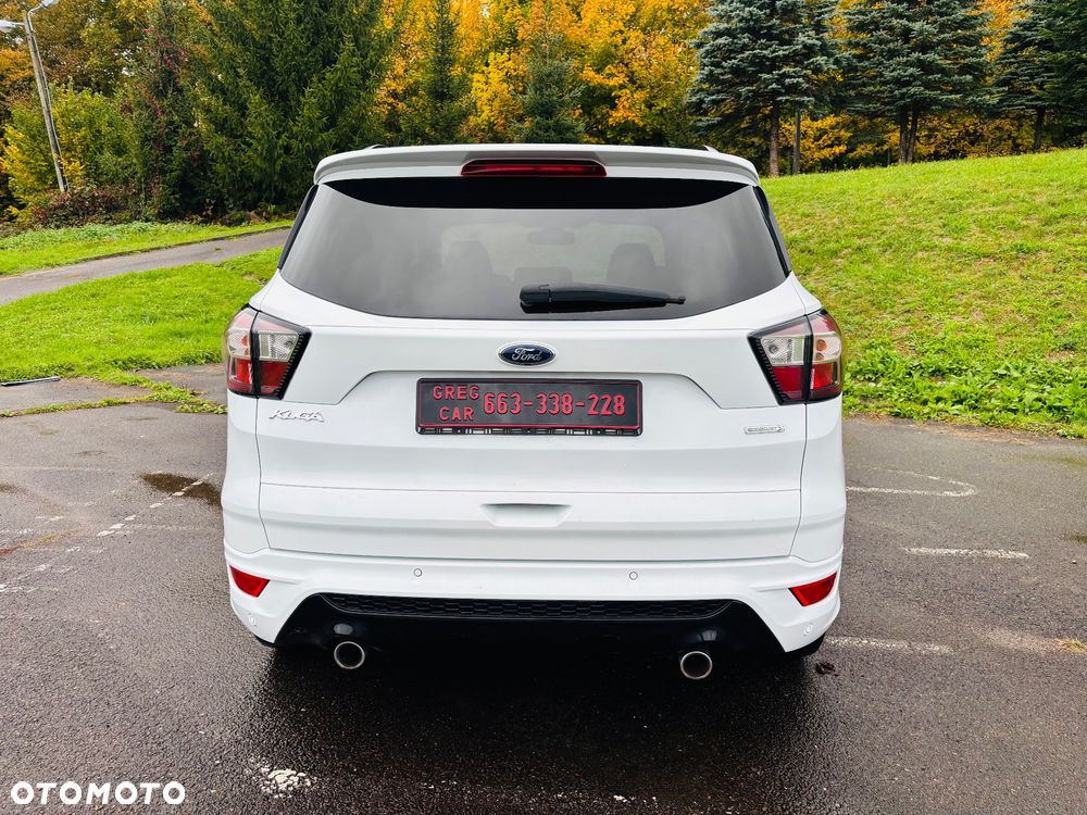 Ford Kuga 1.5 EcoBoost 2x4 ST-Line - 8