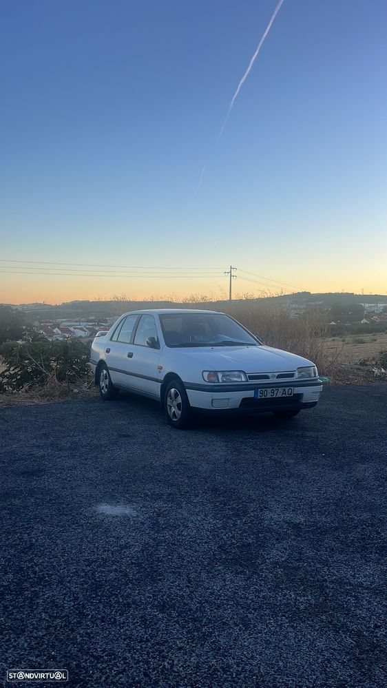 Nissan Sunny Sedan 1.4 SLX - 1
