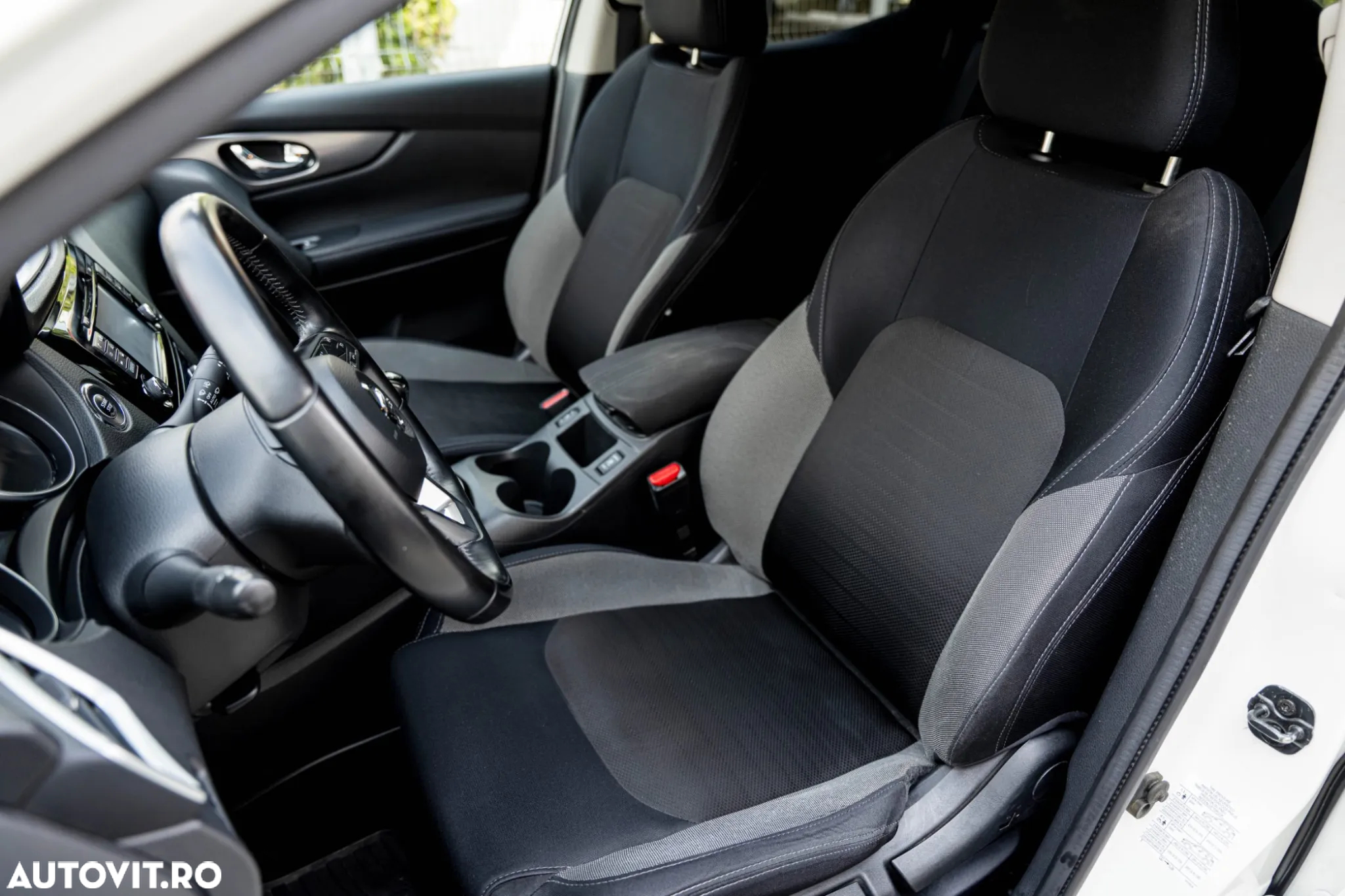 Nissan Qashqai 1.5 DCI Start/Stop Tekna - 13