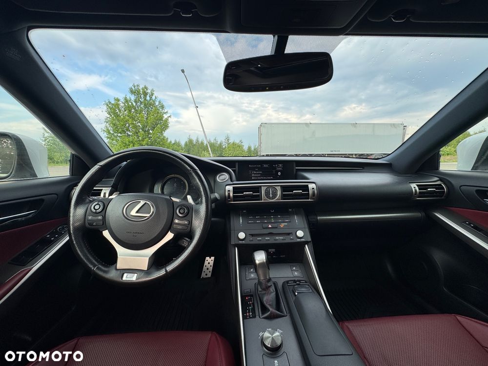 Lexus Inny - 27