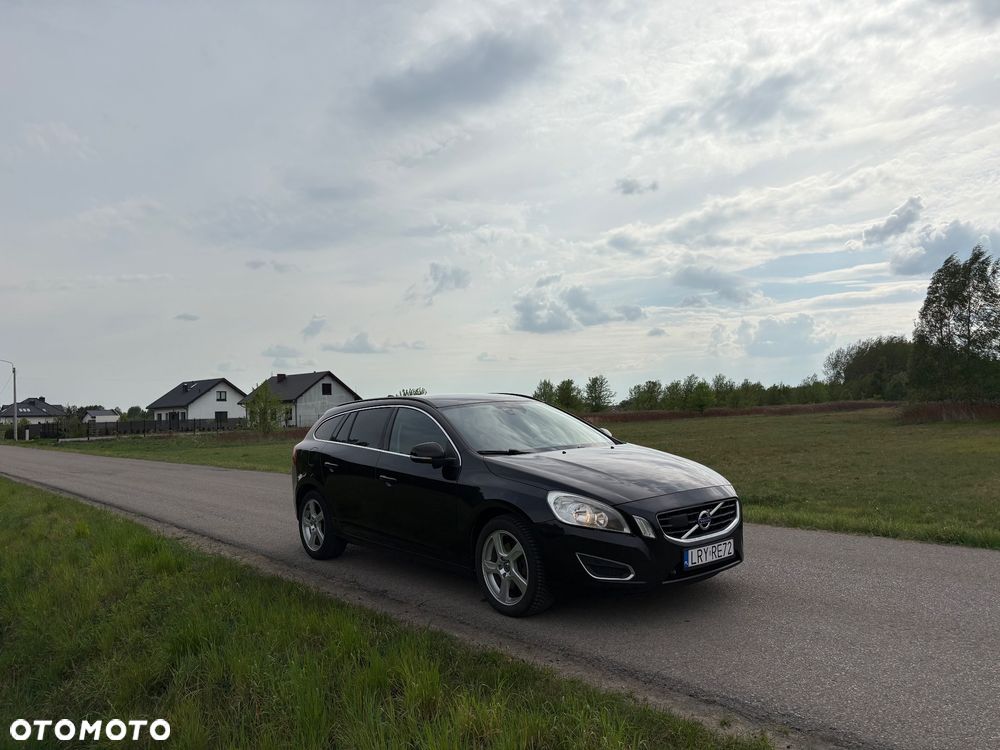 Volvo V60 D3 Geartronic Momentum - 4