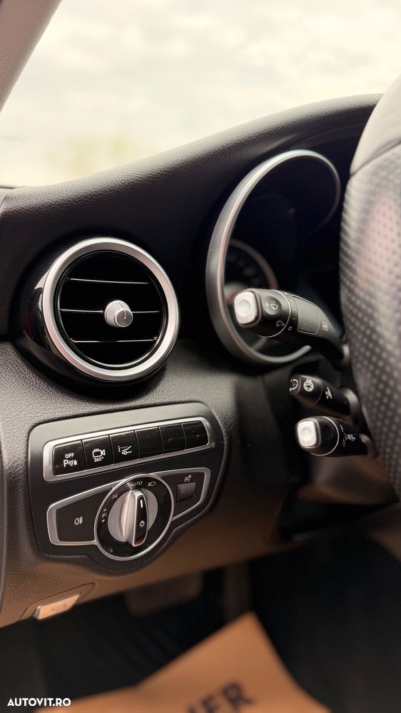 Mercedes-Benz C 220 d 4Matic 7G-TRONIC Avantgarde - 13