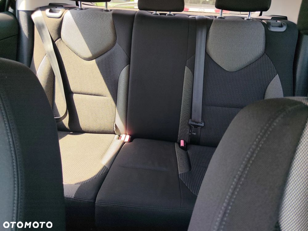 Peugeot 308 1.6 HDi Active - 9