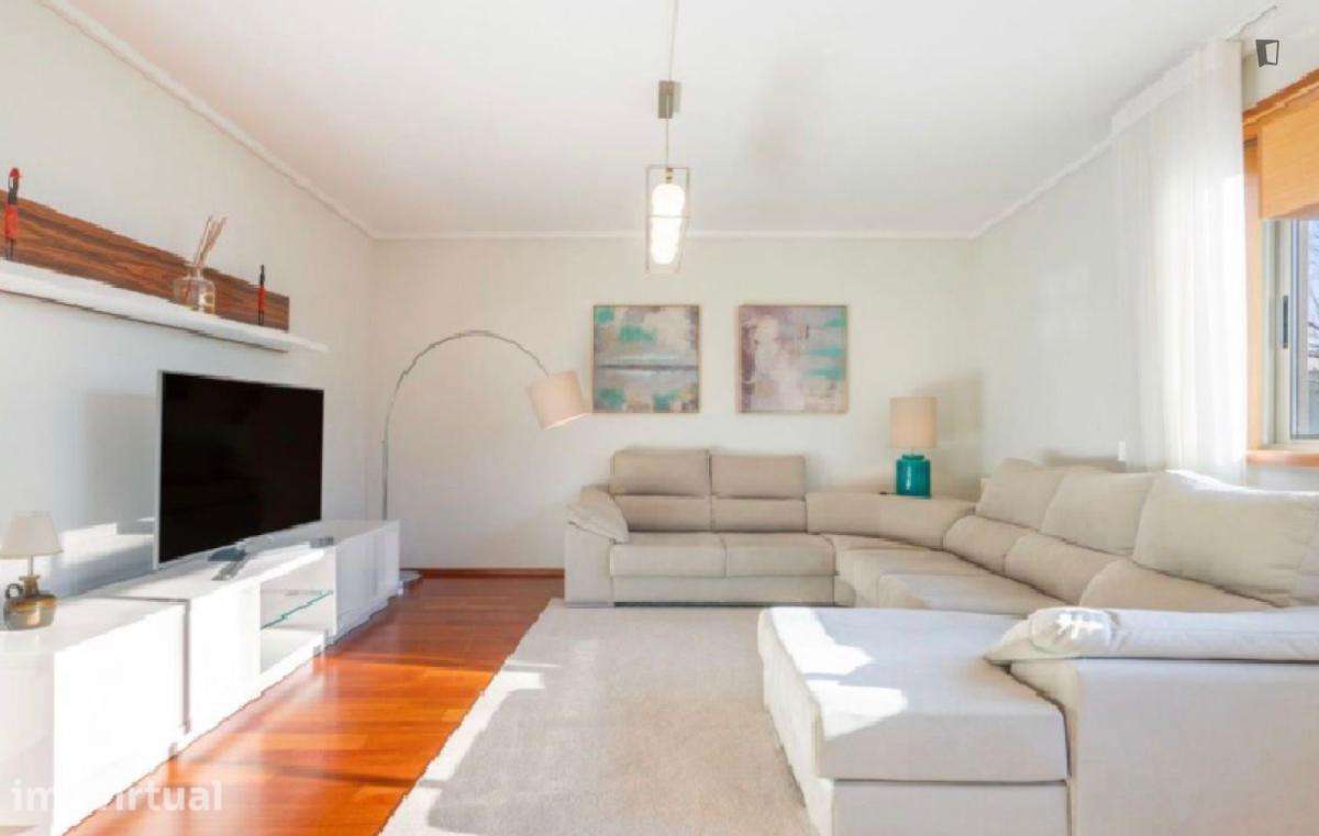 Quarto - localizado em Cedofeita Porto - Grande imagem: 5/14