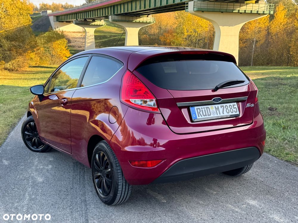 Ford Fiesta - 10