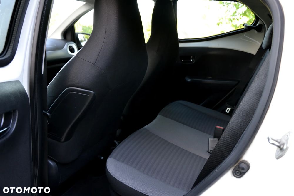 Toyota Aygo x-clusive Style Selection - 9