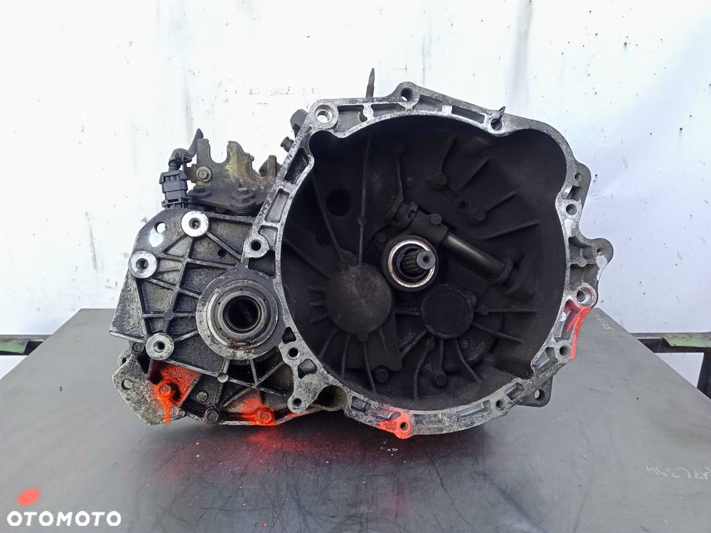 SKRZYNIA BIEGÓW UC2 CHEVROLET EPICA II 2.0 - 1