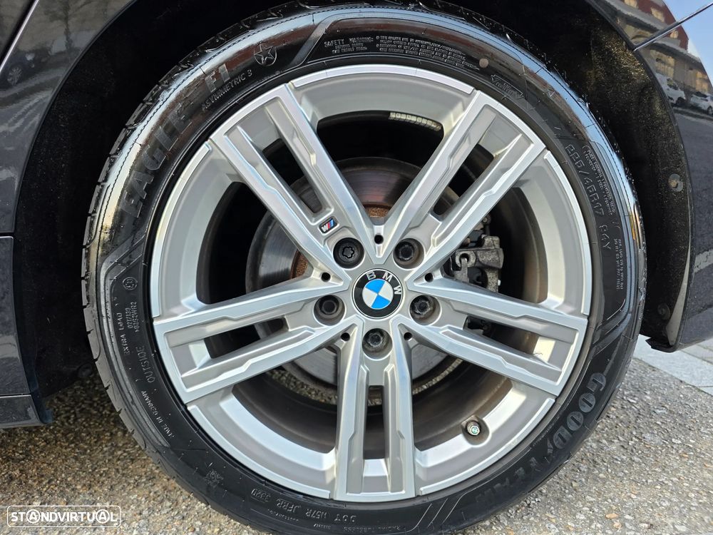 BMW 118 i Pack Desportivo M Auto - 29