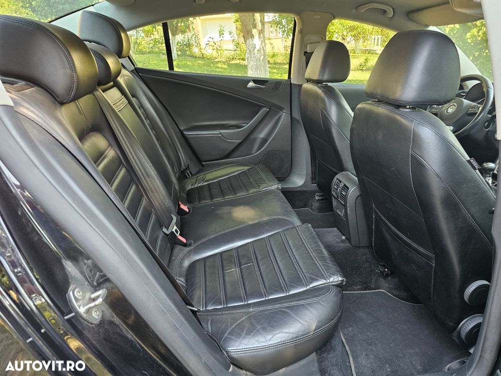 Volkswagen Passat 2.0 TDI Highline - 10