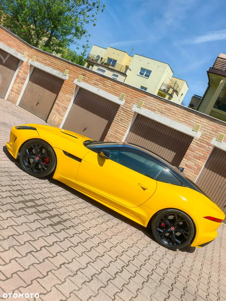 Jaguar F-Type S - 12