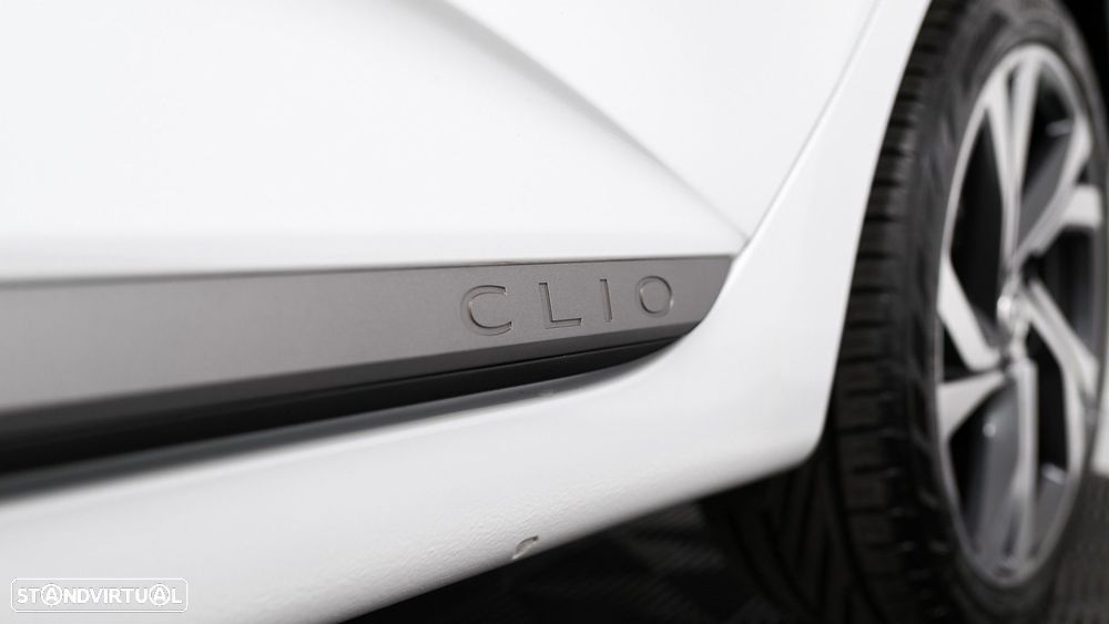 Renault Clio - 19