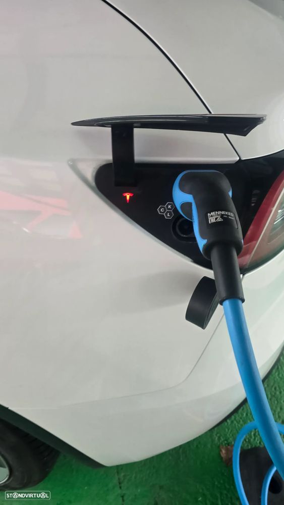 Tesla Model Y Tração Traseira - 3