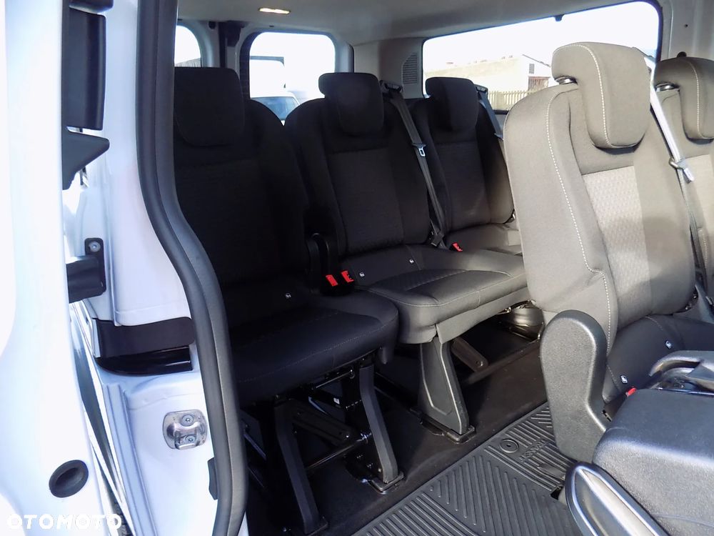 Ford Transit Custom Kombi-Van 320 L2H1 Trend - 33