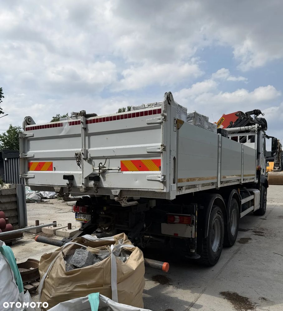 Mercedes-Benz AROCS - 4
