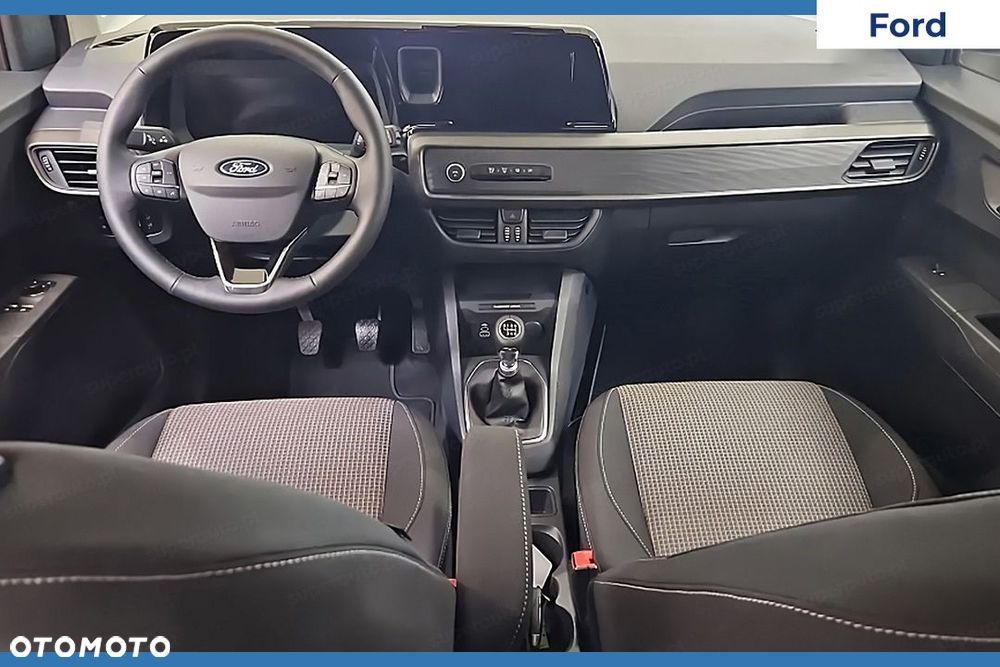 Ford Tourneo Courier - 8