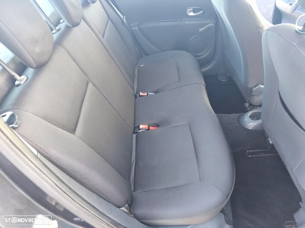 Renault Clio 1.2 16V Dynamique - 10