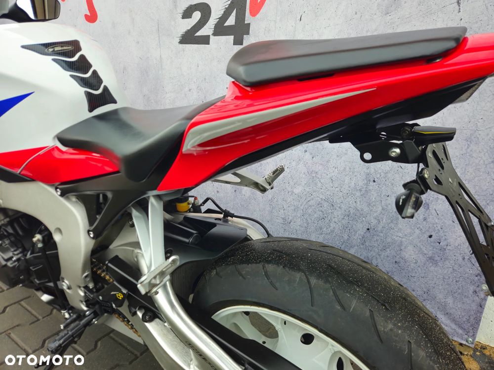 Honda CBR - 15